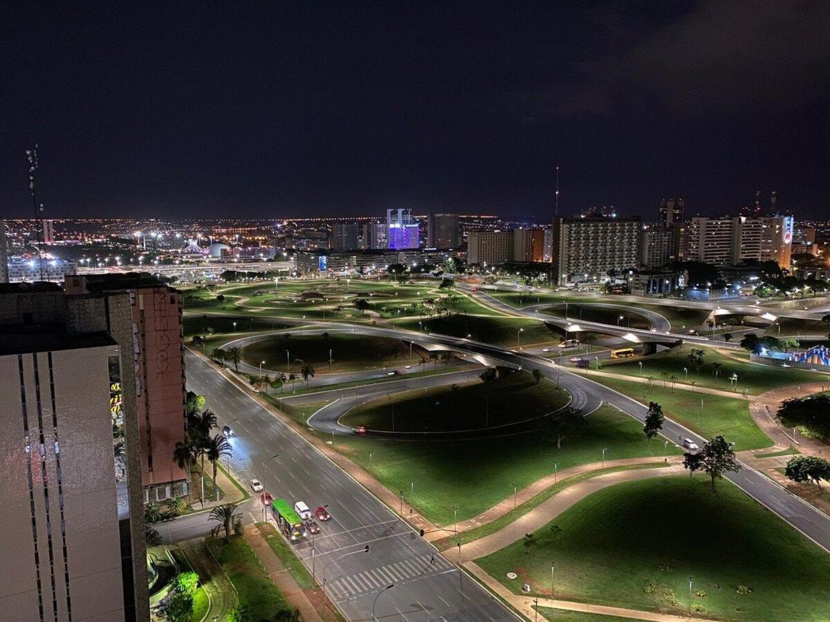 Flat Encantador No 11º Com Vista Pra Torre De Tv ブラジリア エクステリア 写真